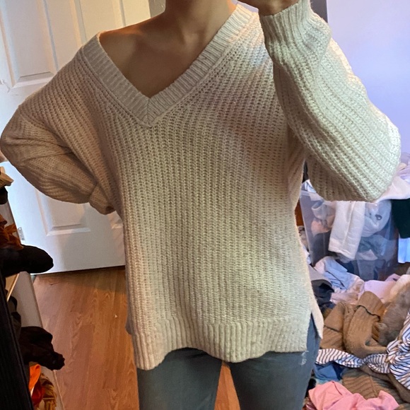 Gentle fawn sweater - Picture 8 of 10